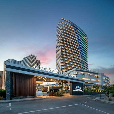 Grand Sapphire Resort Hotel